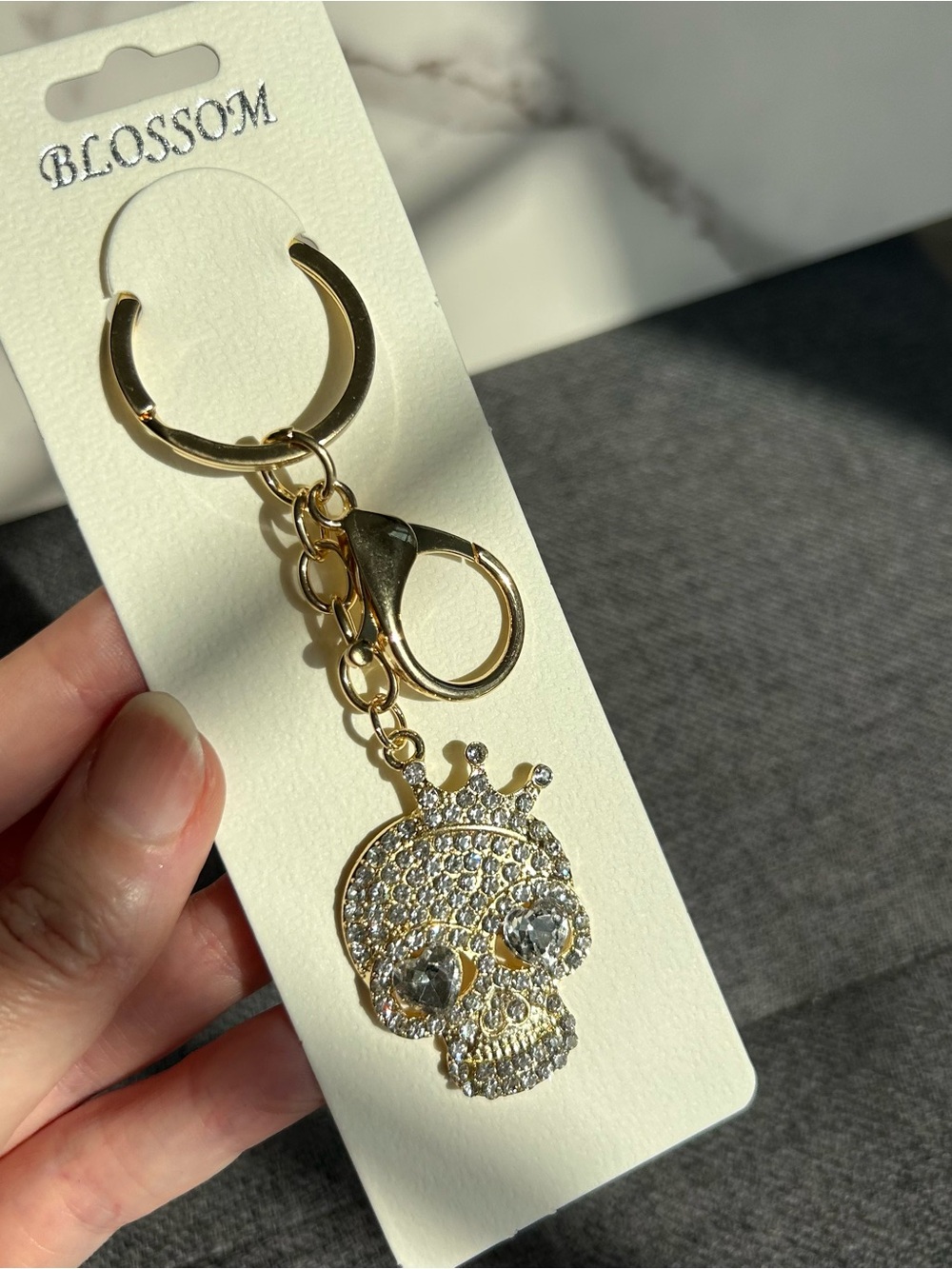Sparkly, Fashion Rhinestone Skull Purse Charm, Keychain, Goldtone, White